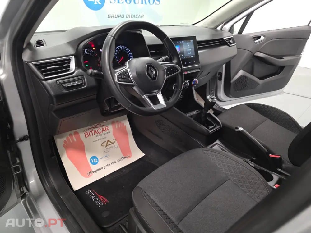 Renault Clio 1.0 TCe Evolution — fotografia 81