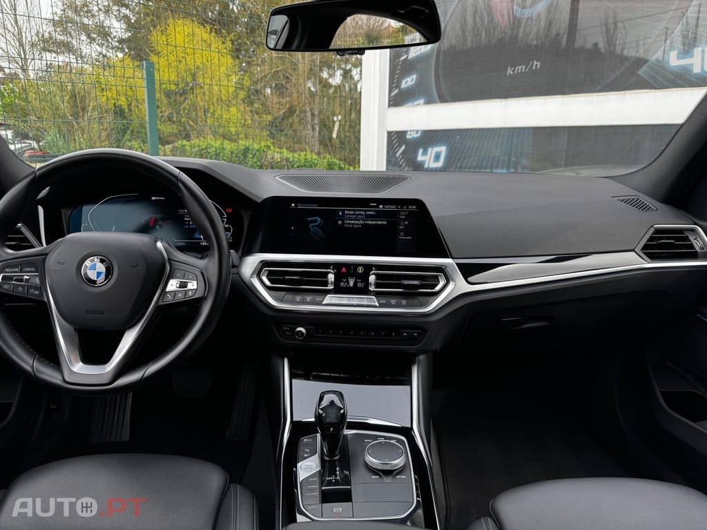 BMW 320 e Auto
