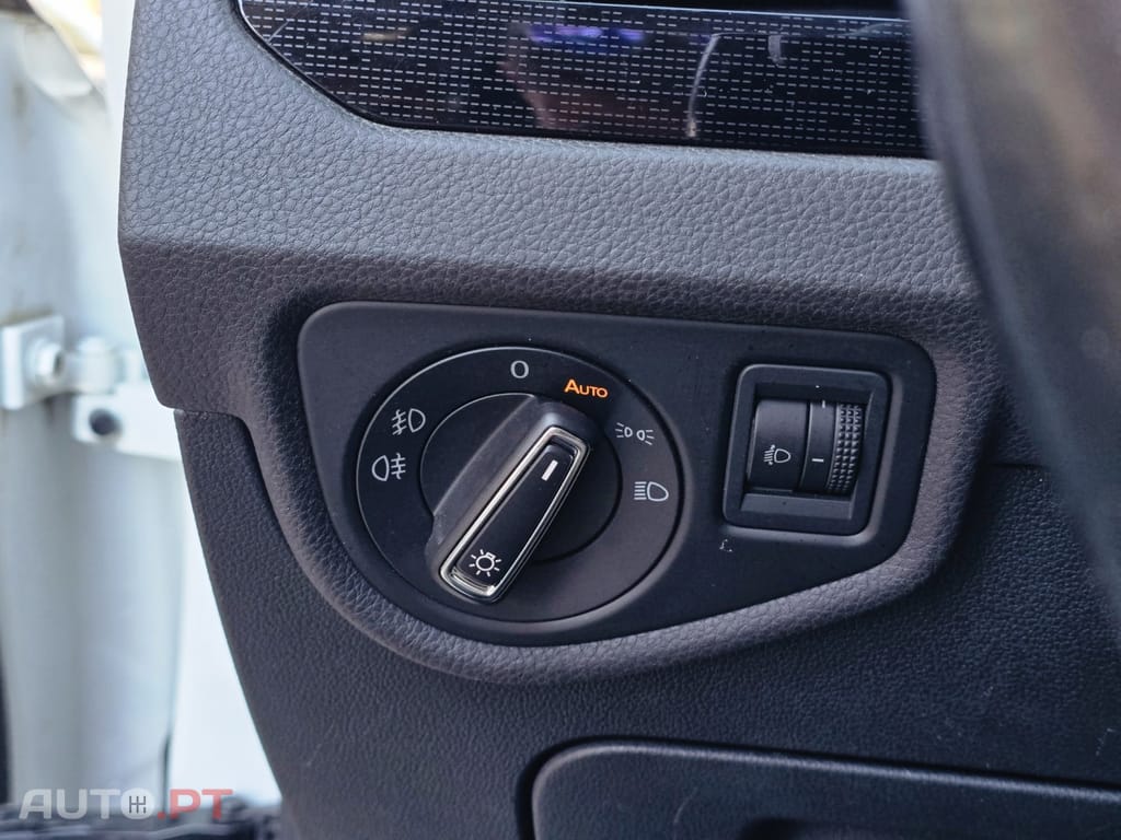 Volkswagen Touran 1.6 TDI R-Line DSG