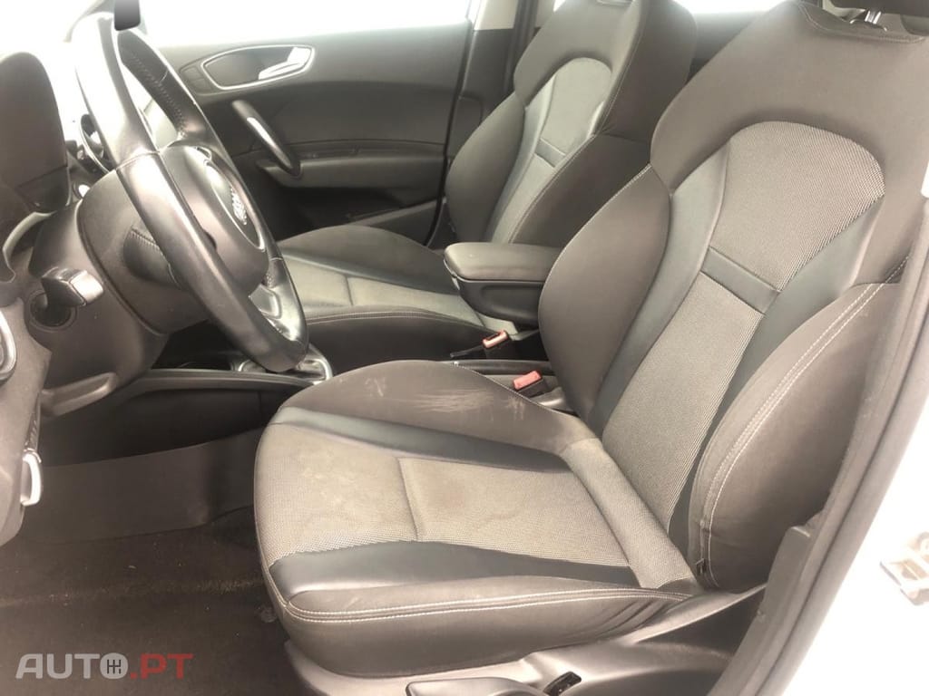 Audi A1 1.0 TFSI ultra S tronic  Ambition