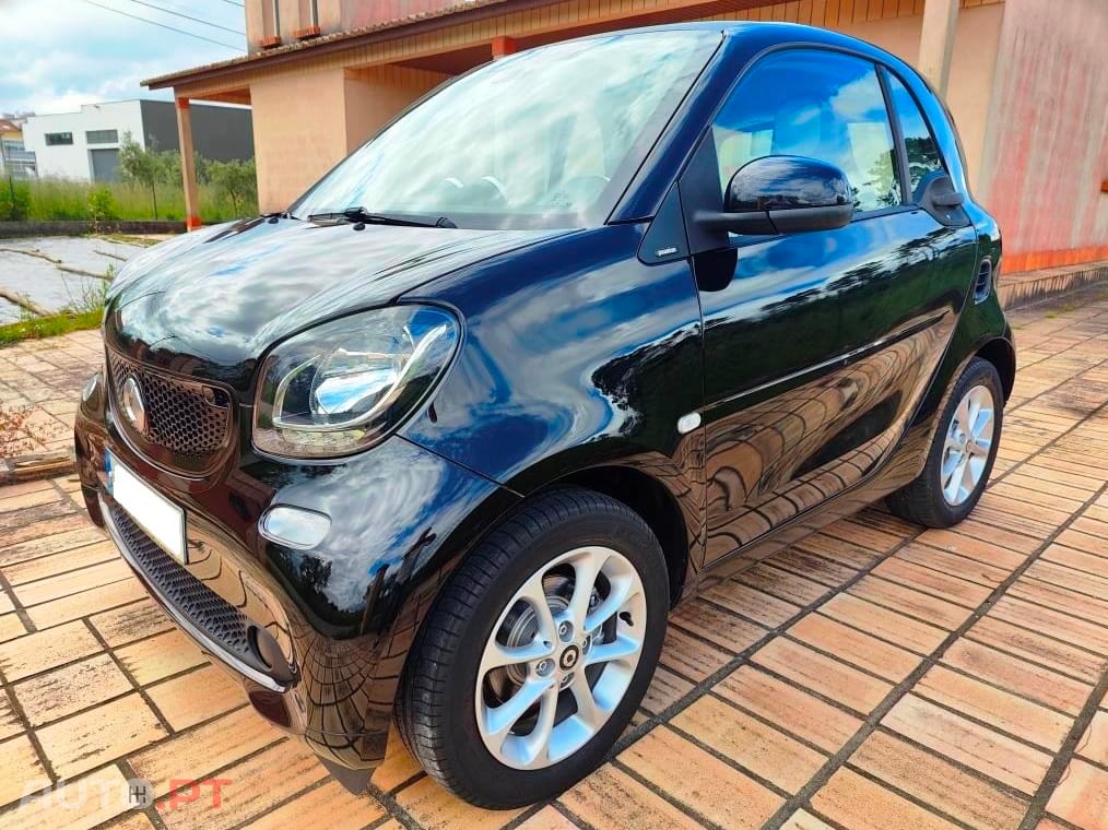 Smart ForTwo 1.0 Passion 71cv / 118€ mês