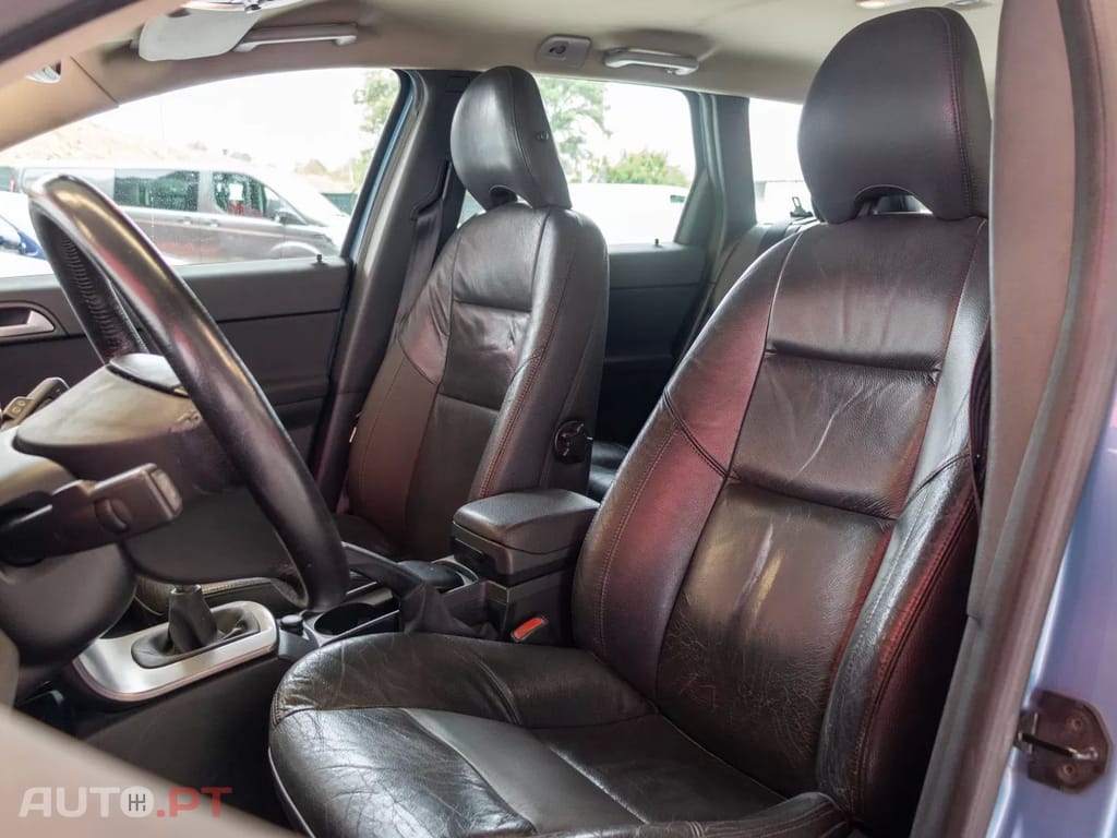 Volvo V50 2.0 D Nível 1