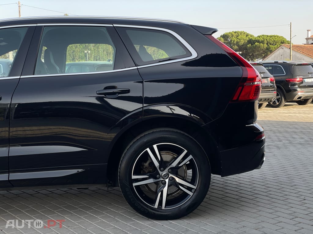 Volvo XC60 2.0 T8 PHEV R-Design AWD