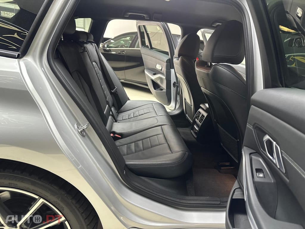 BMW 320 d Touring Pack M Auto