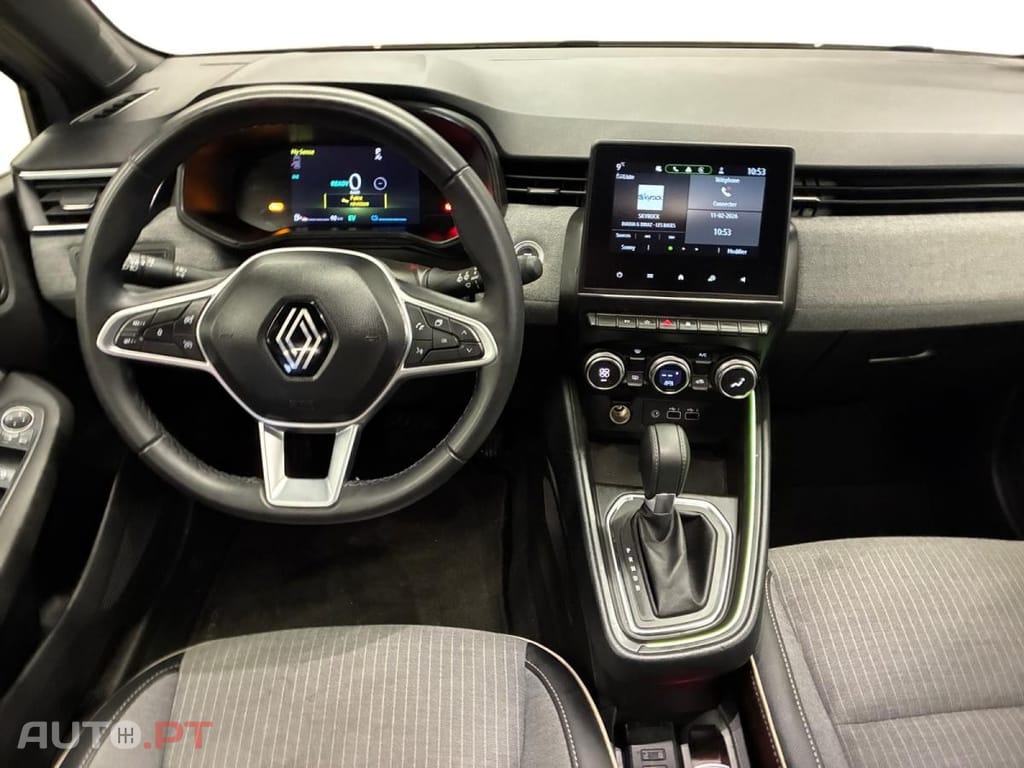 Renault Clio E-Tech full hybrid Techno