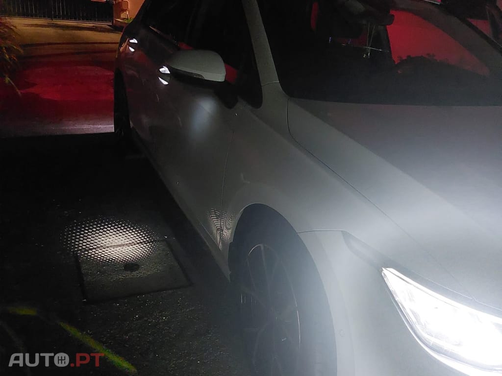 Volkswagen Golf 1.0 TSI OPF Active