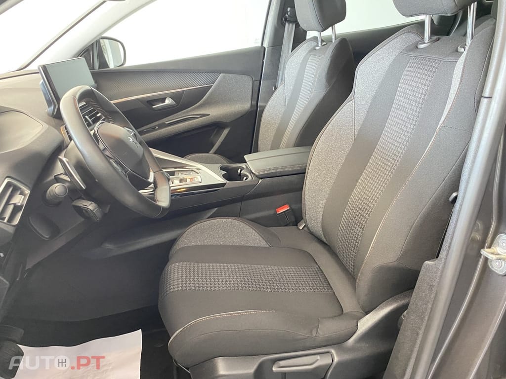 Peugeot 3008 PureTech 130 Stop & Start GPF EAT8 Active Pack
