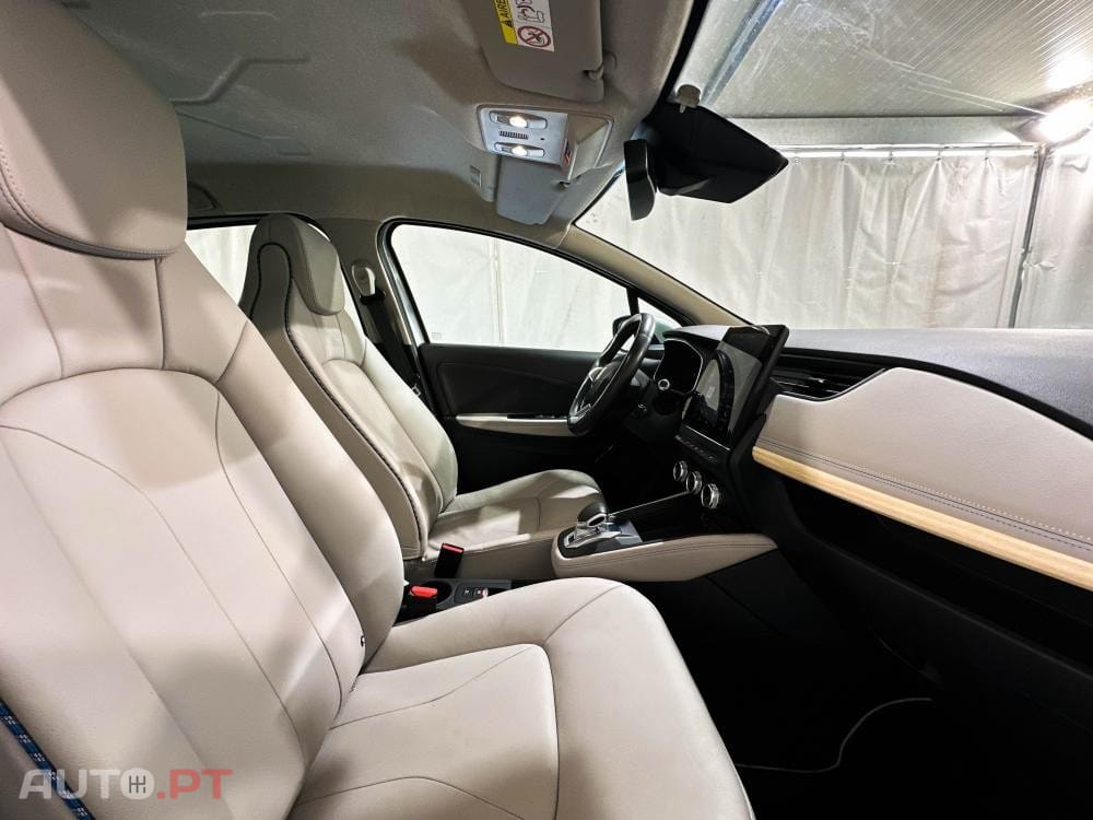 Renault Zoe Outro