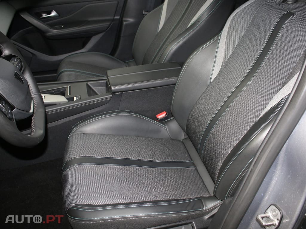 Peugeot 308 SW 1.2 PureTech Allure EAT8