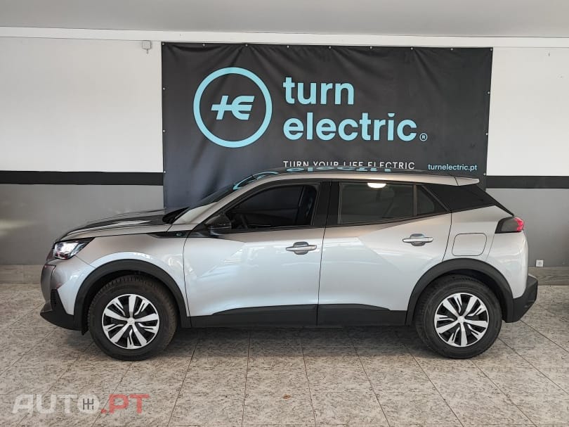Peugeot E-2008 50 kWh Active