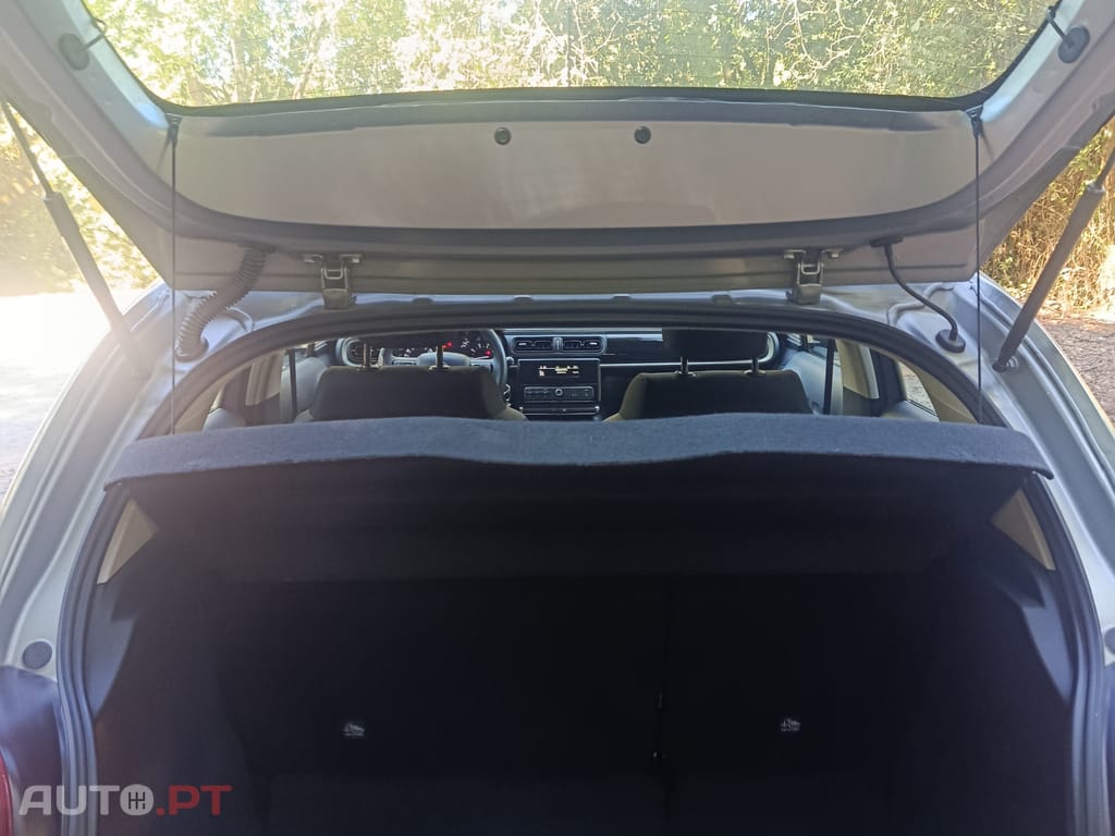 Citroen C3 PureTech attraction