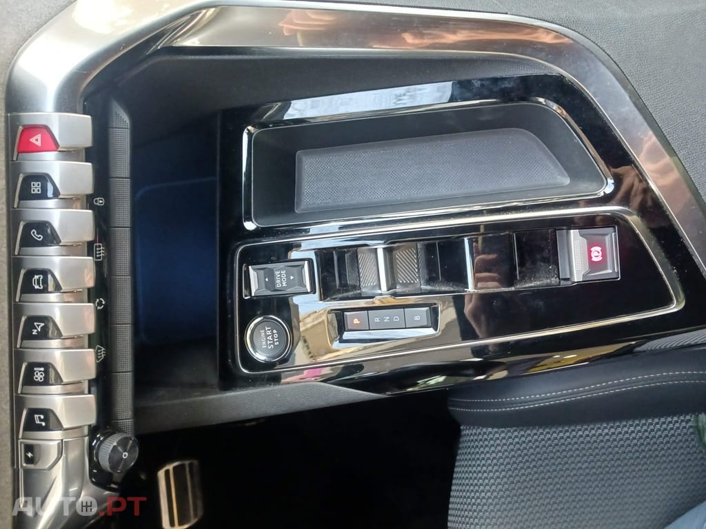 Peugeot 3008 1.6 Hybrid GT e-EAT8