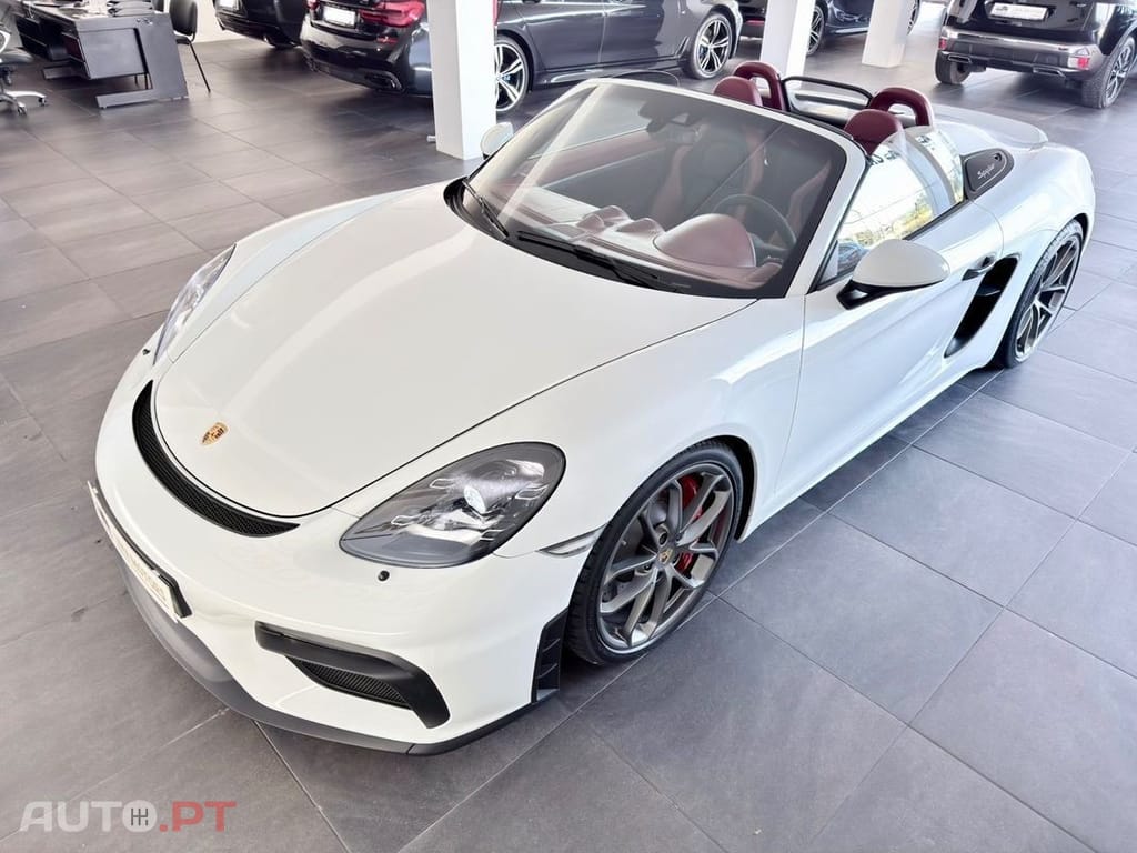 Porsche 718 Standard