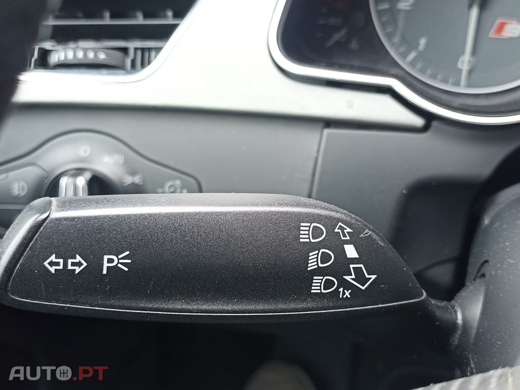 Audi S5 4.2 V8 TFSI QUATTRO