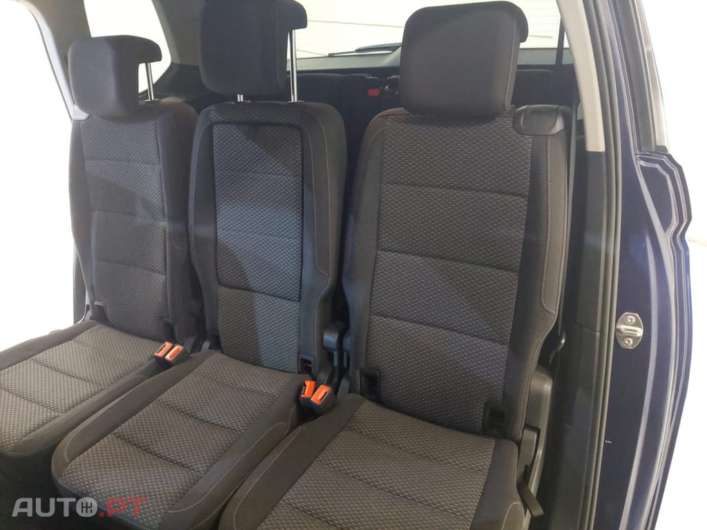Volkswagen Touran 1.6 TDI Confortline DSG