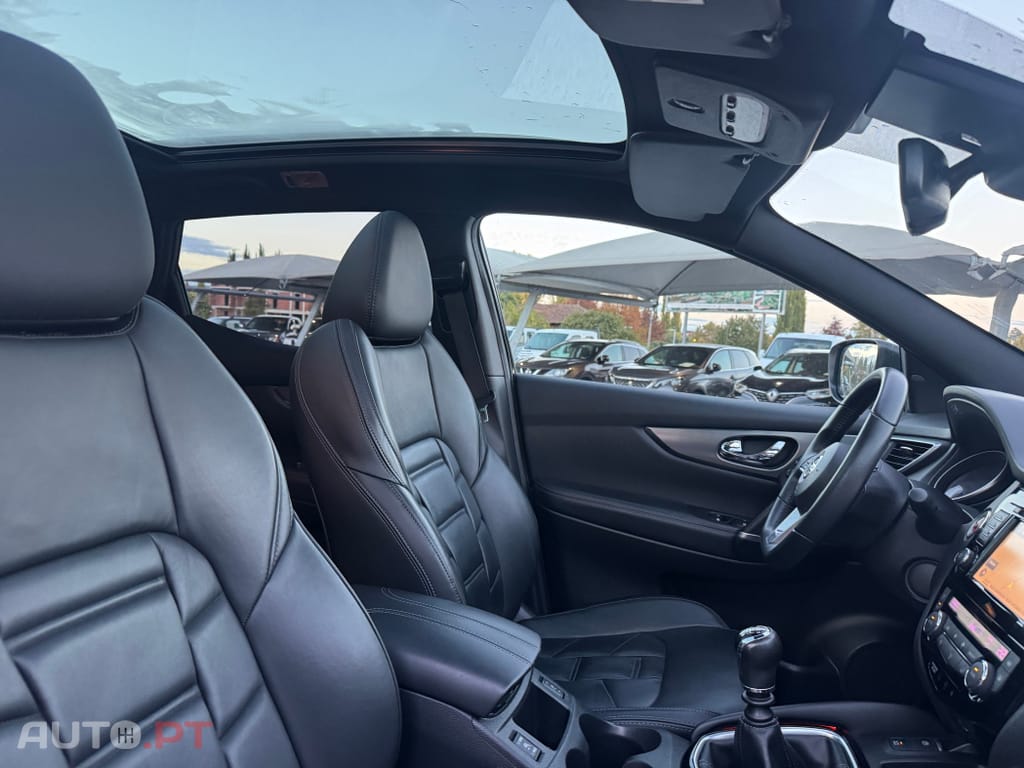 Nissan Qashqai 1.2 DIG-T Tekna Premium