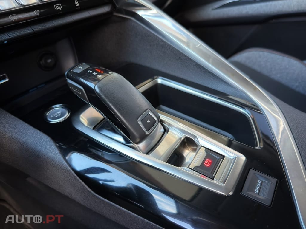 Peugeot 3008 1.6 BlueHDi Allure EAT6