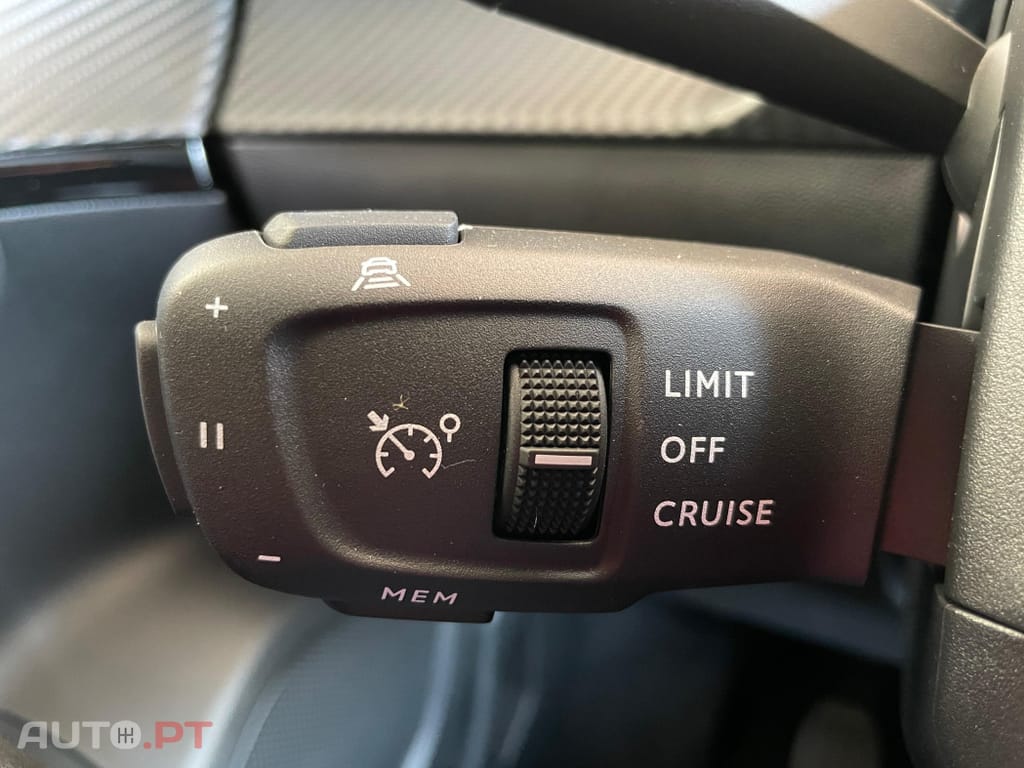 Peugeot 2008 1.2 PureTech Active Pack