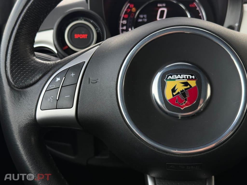 Abarth 595 Outro