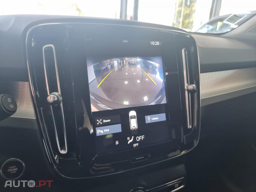 Volvo XC40 2.0 D3 Momentum Plus Geartronic