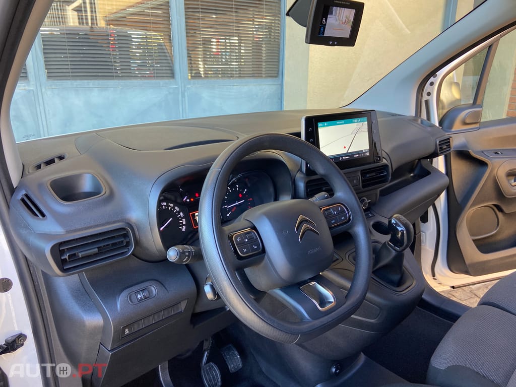Citroen Berlingo 1.6 HDI 100 CV  CARPALY (dupla porta lateral)