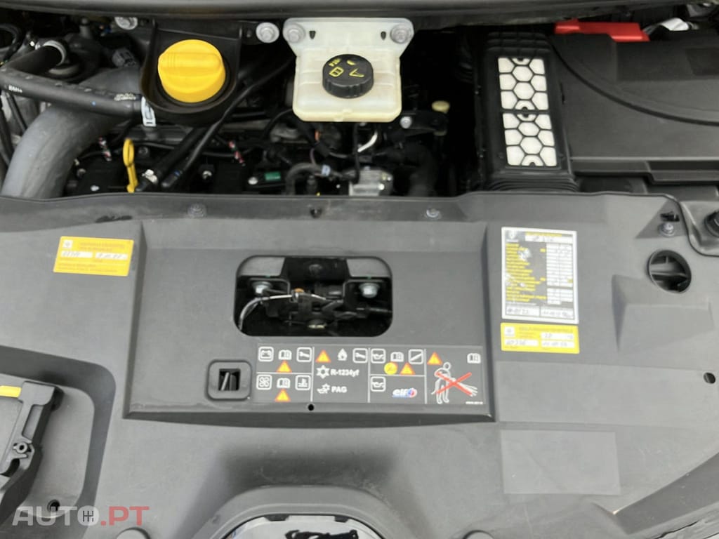 Renault Scénic 1.2 TCE Sport SS