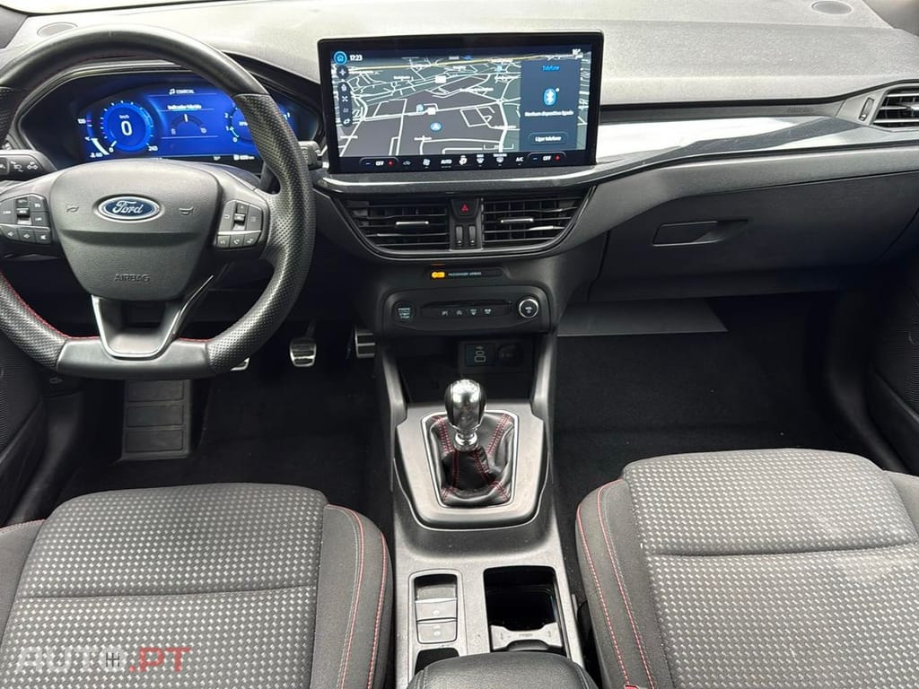 Ford Focus 1.0 EcoBoost MHEV ST-Line