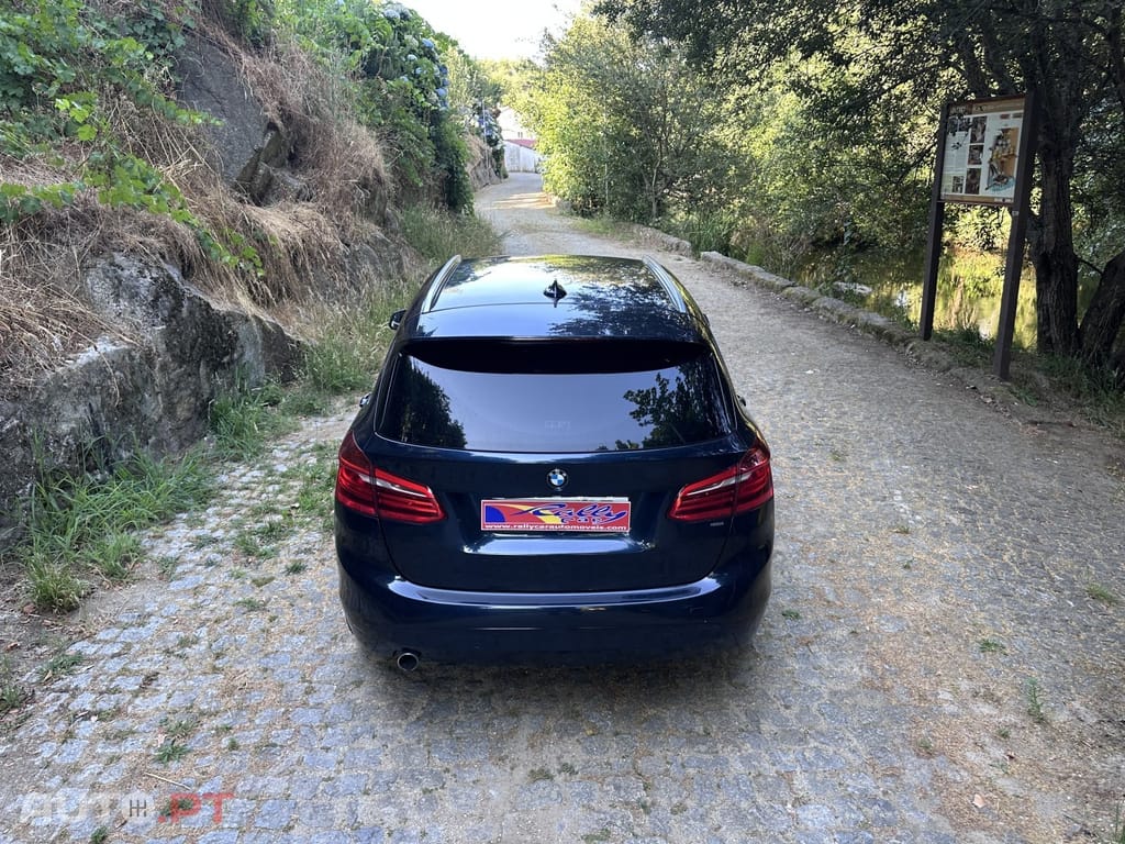 BMW 216 d Line Luxury