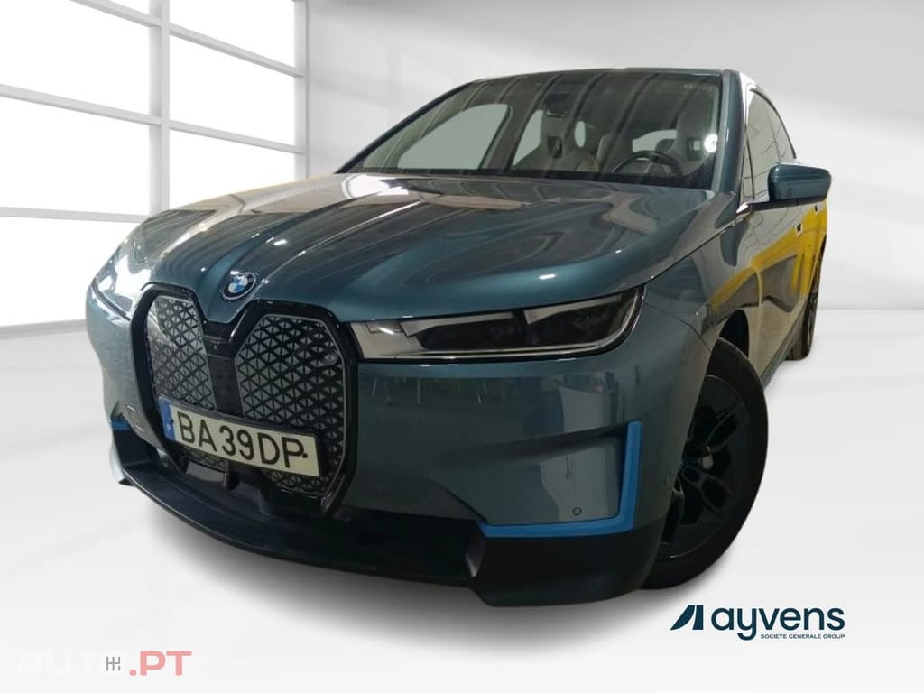 BMW iX xDrive 40