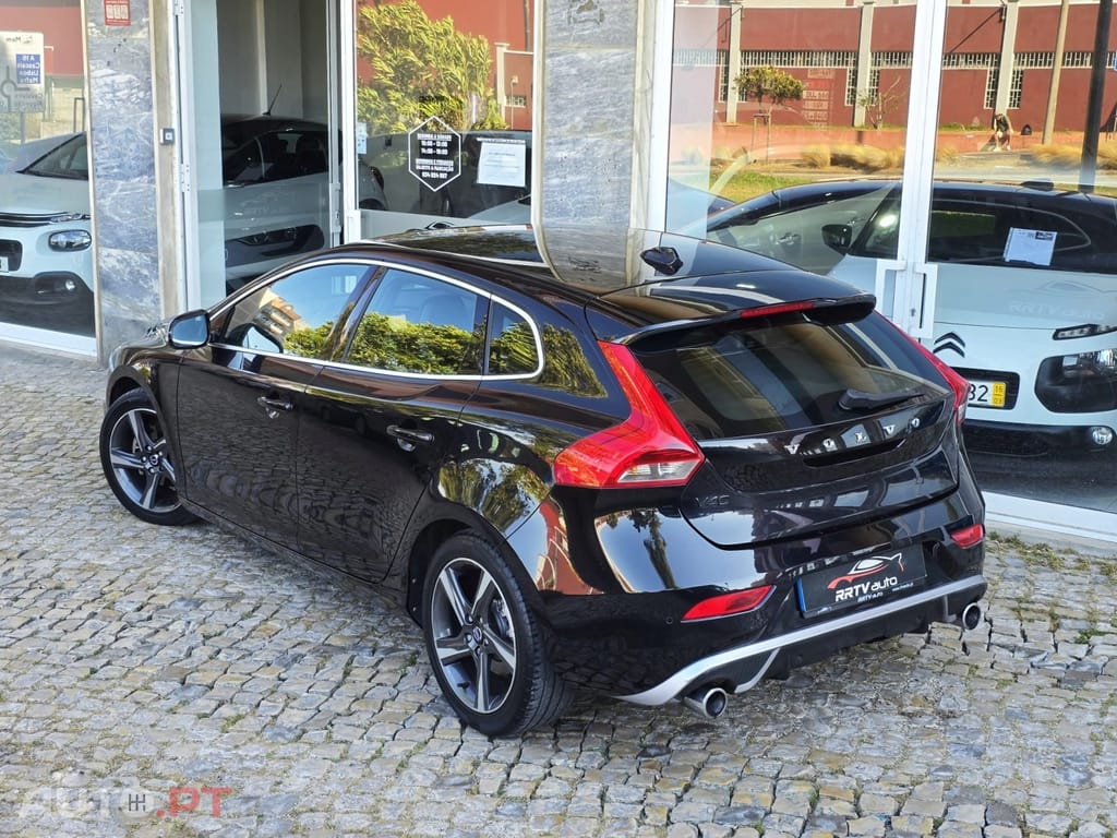 Volvo V40 D2 R Design