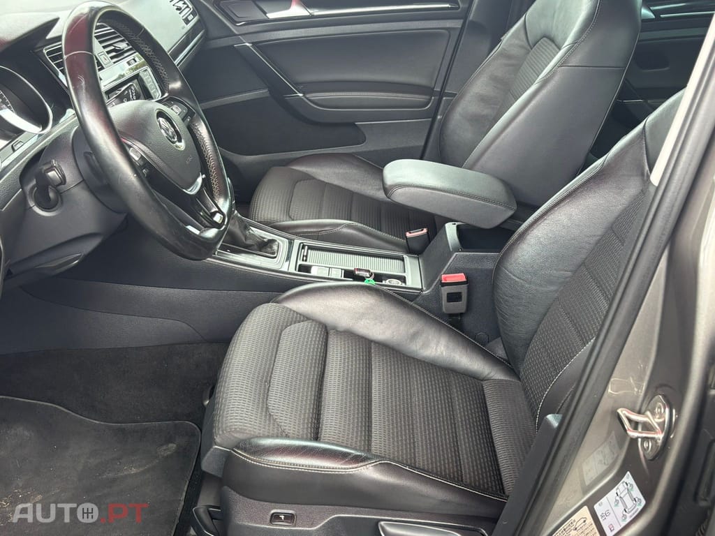 Volkswagen Golf 1.6 TDi GPS Edition DSG