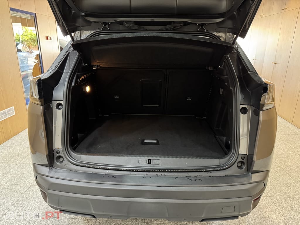 Peugeot 3008 1.5 BlueHDi Active Pack EAT8