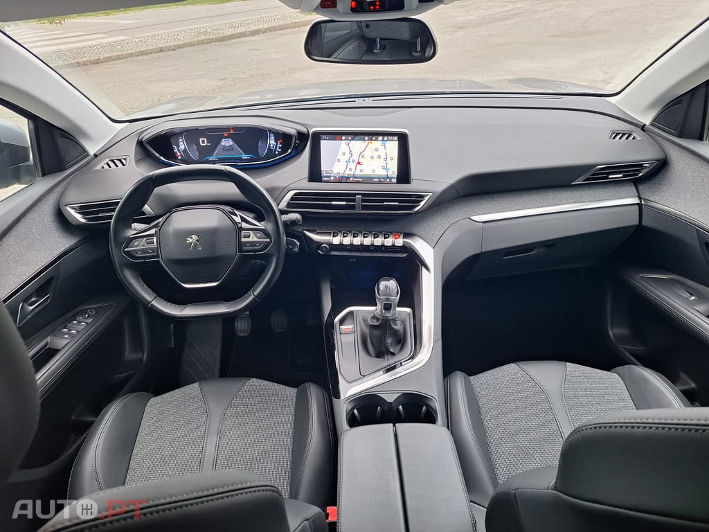 Peugeot 3008 1.5 BlueHDi Allure