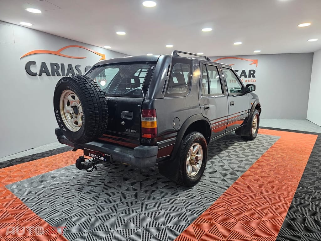 Opel Frontera 2.2L 16V