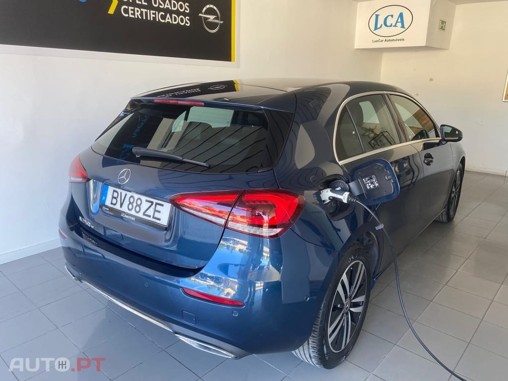 Mercedes-Benz A 250 e Progressive