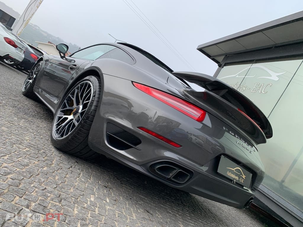 Porsche 911 Turbo S PDK