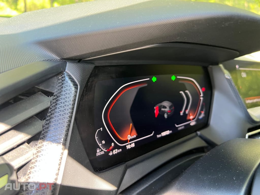 BMW 116 d Pack Desportivo M Auto