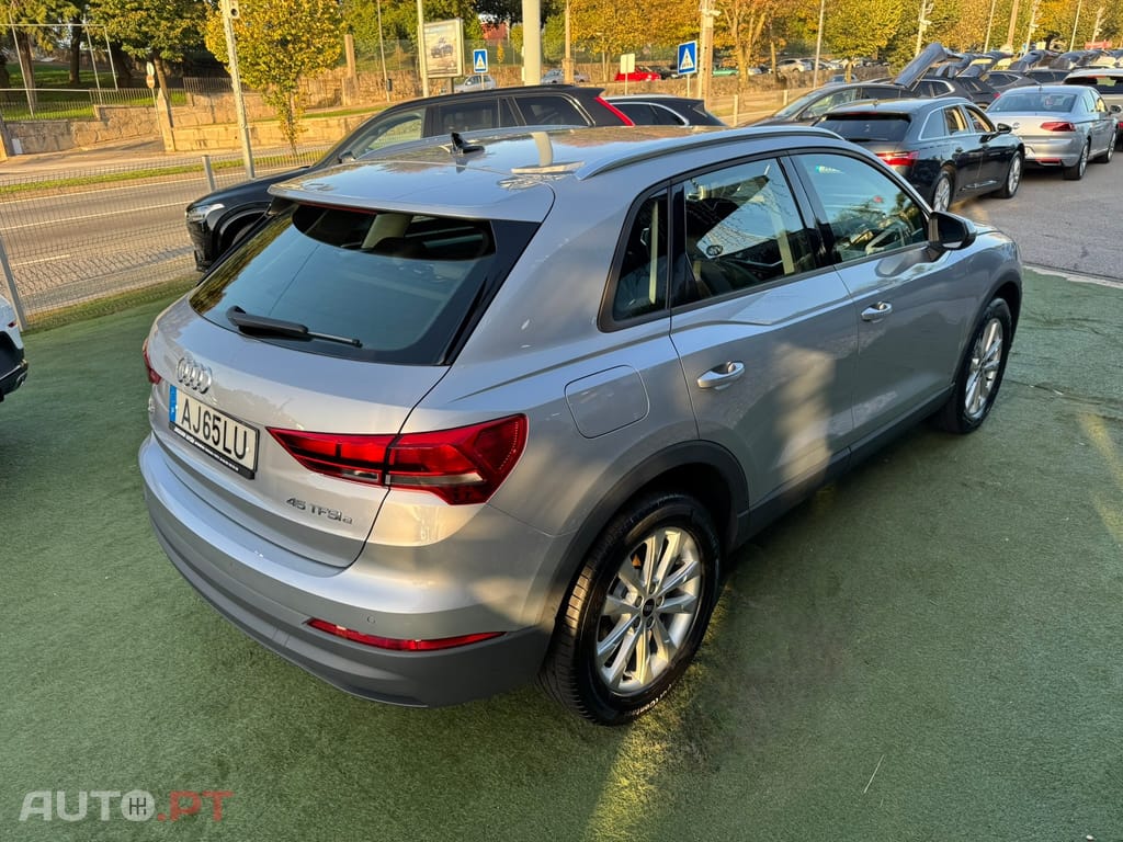 Audi Q3 45 TFSIe S tronic