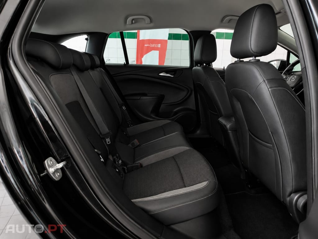 Opel Astra Sports Tourer 1.5 D Design & Tech S/S