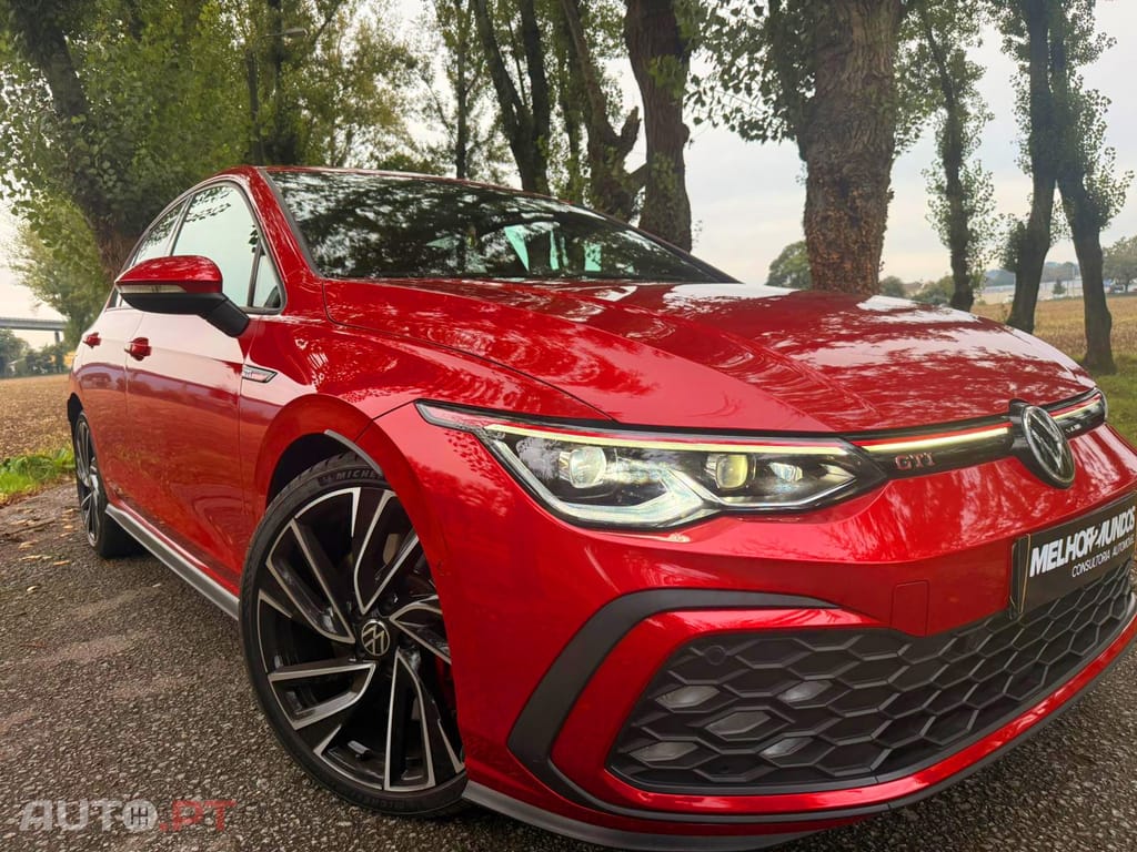 Volkswagen Golf 2.0 TSI GTI DSG