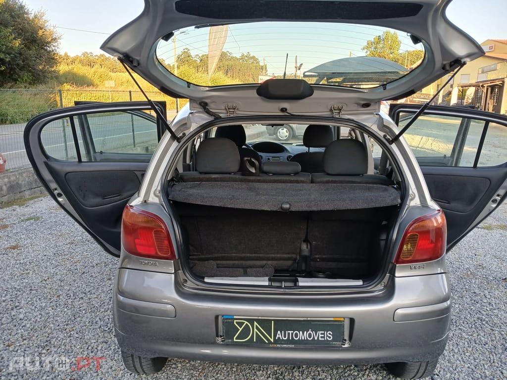 Toyota Yaris 1.0 Terra