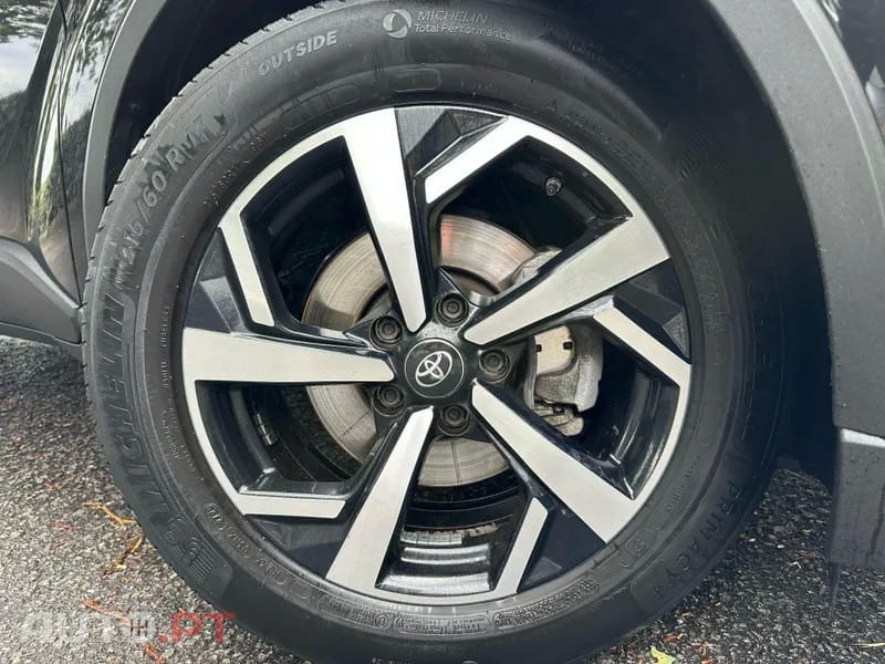 Toyota C-HR 1.2T Comfort