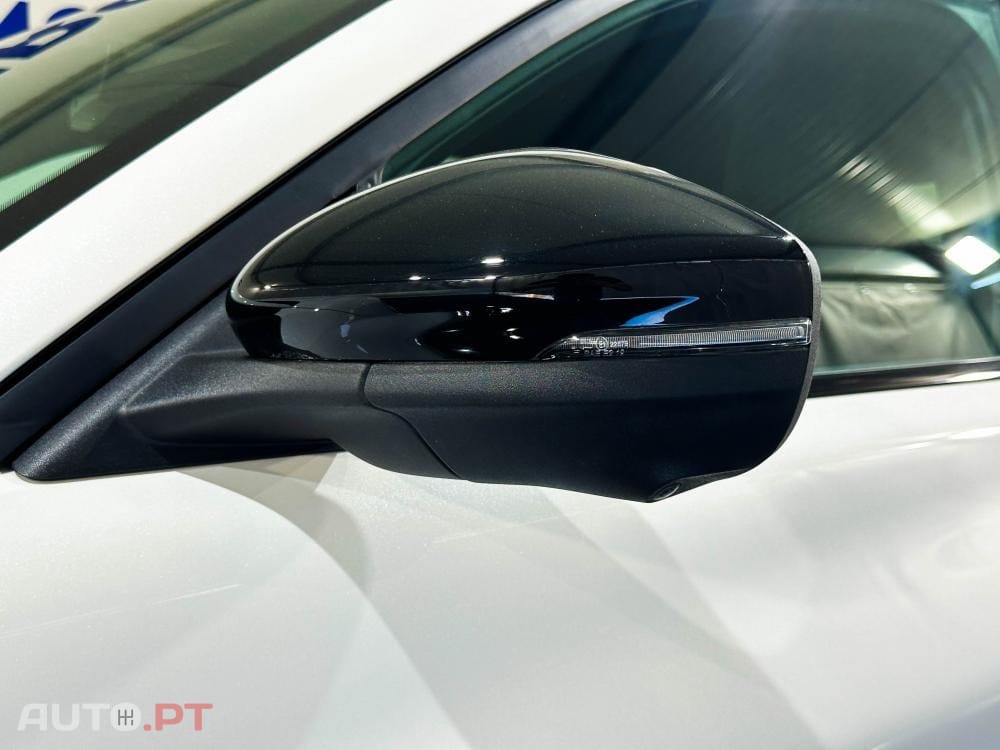 Ford Mustang Mach-E AWD PREMIUM