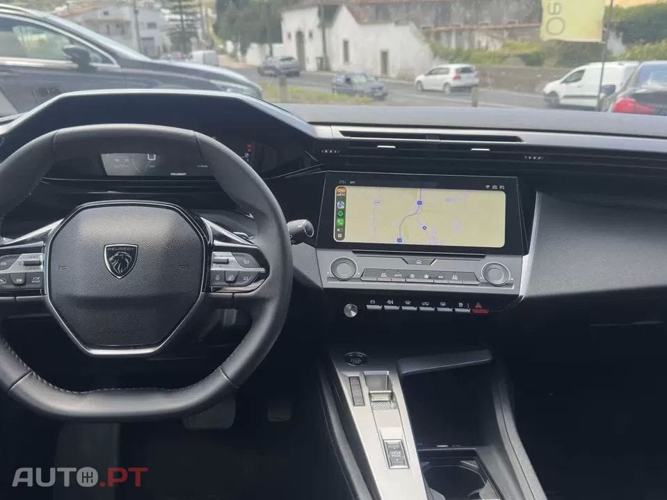 Peugeot 308 1.2 Hybrid Style e-DCS6 — fotografia 7