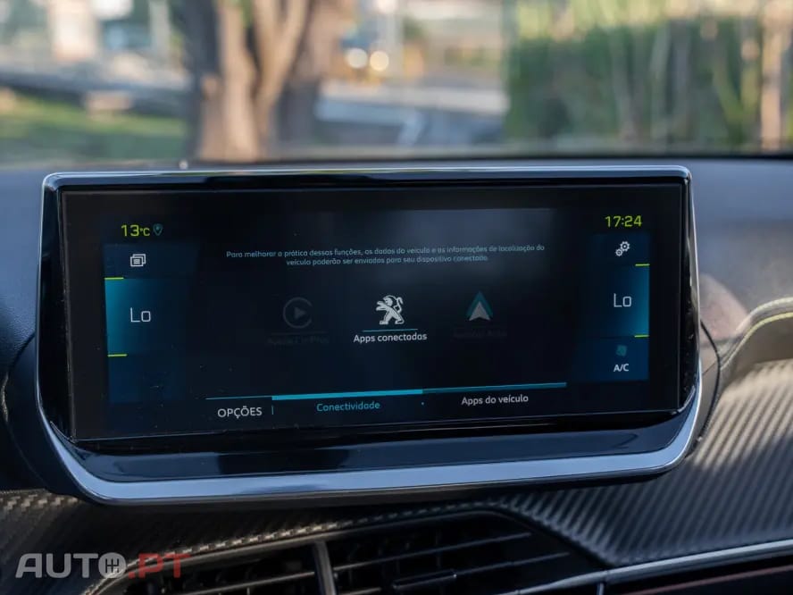 Peugeot E-2008 50 kWh GT