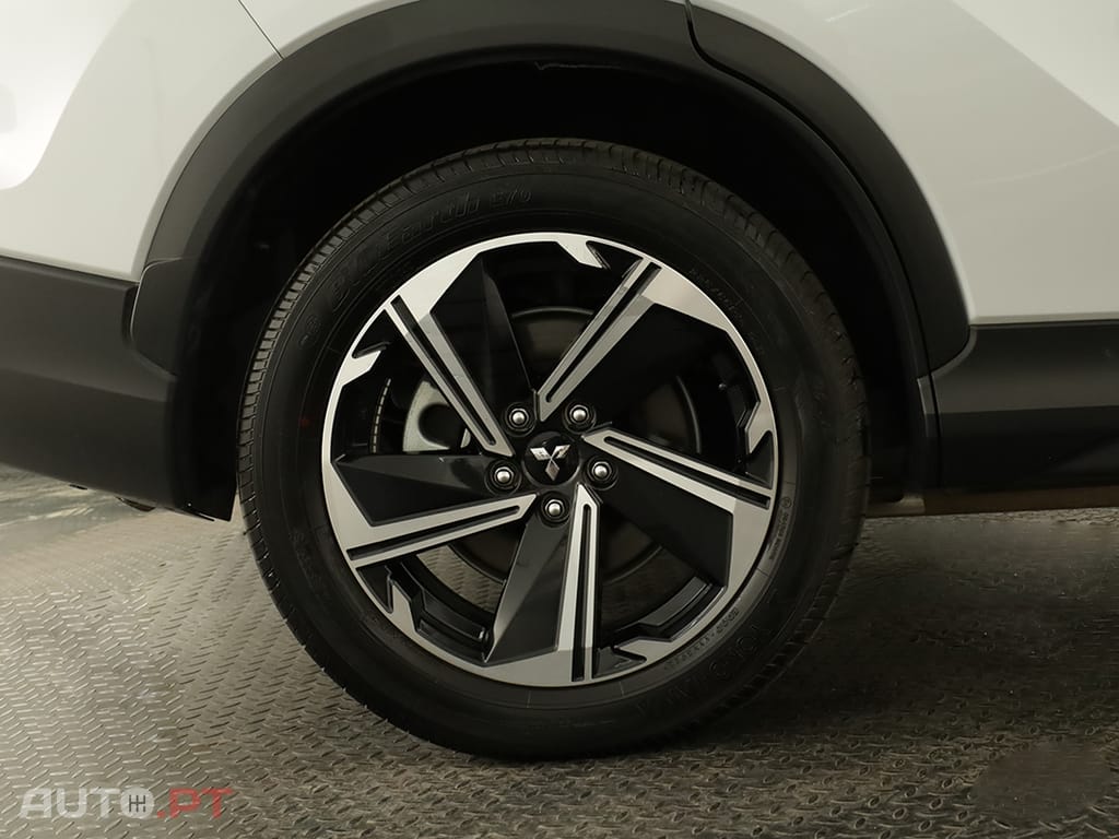 Mitsubishi Eclipse Eclipse Cross 2.4 PHEV eMotion