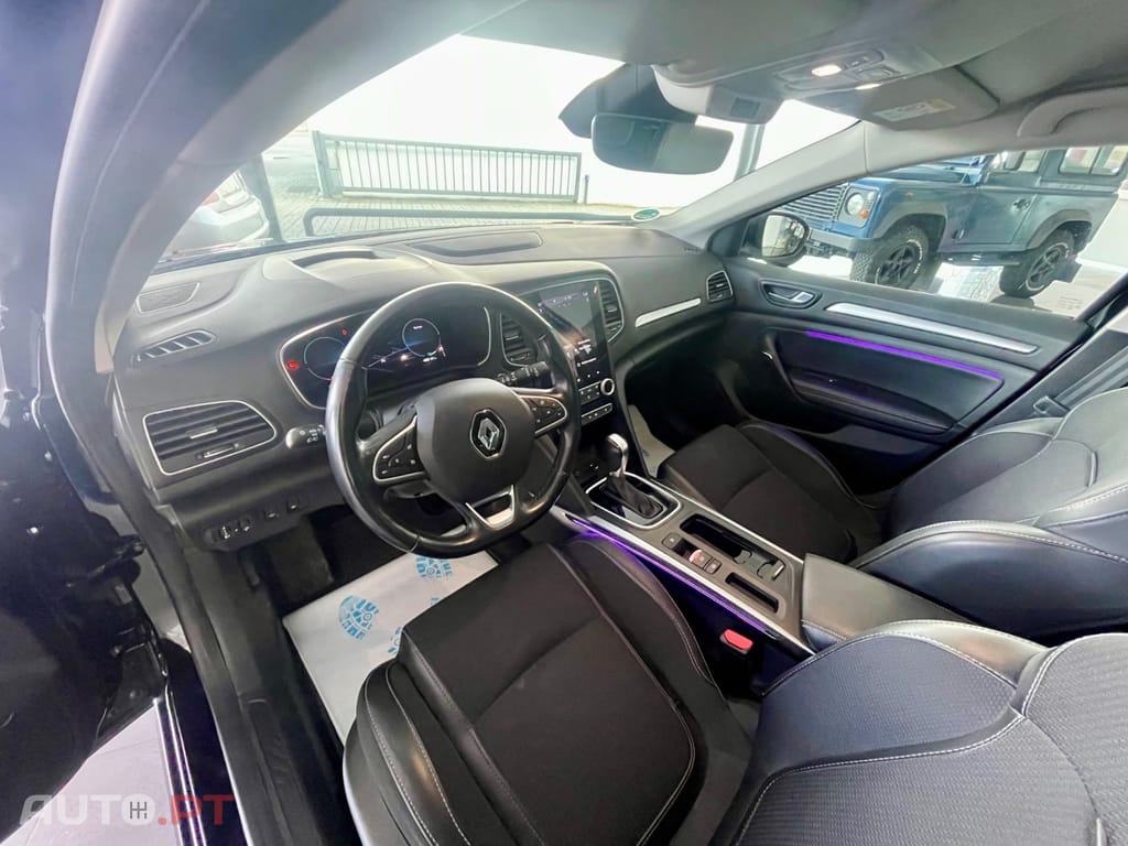 Renault Mégane Sport Tourer E-TECH Plug-in 160 INTENS