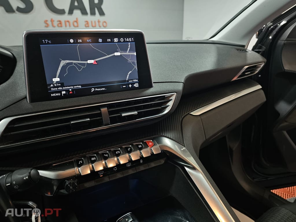 Peugeot 5008 1.2 PureTech Allure EAT8