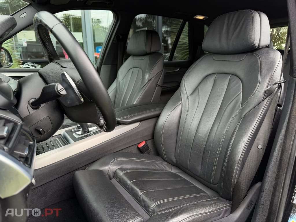 BMW X5 25 d sDrive Comfort 7L
