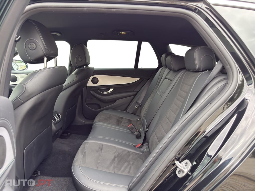 Mercedes-Benz E 300 de AMG Line